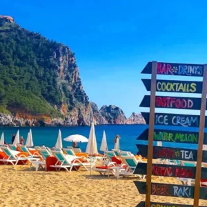 Město Alanya a Dimçay