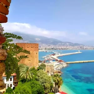 Město Alanya a Dimçay