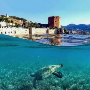 Město Alanya a Dimçay